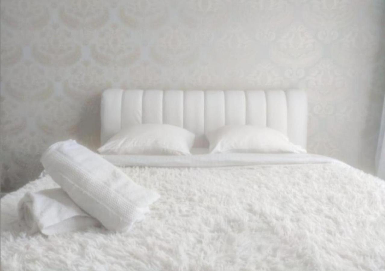 Appartement Grunvald Lux à Kiev Extérieur photo